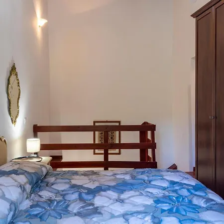 4 Bedroom Lovely In Caramanico Terme