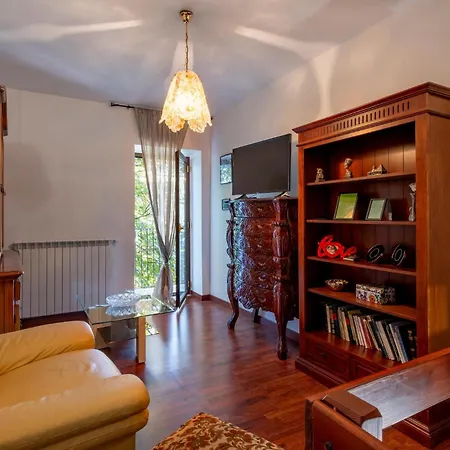 4 Bedroom Lovely In Caramanico Terme