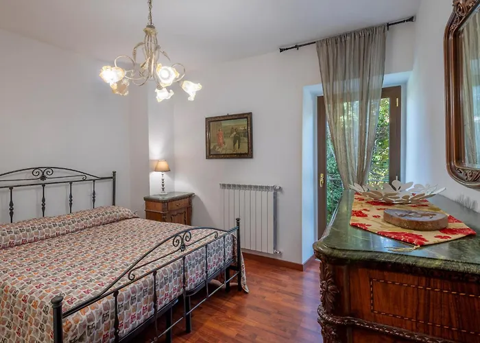 Ferienhaus Lovely In *